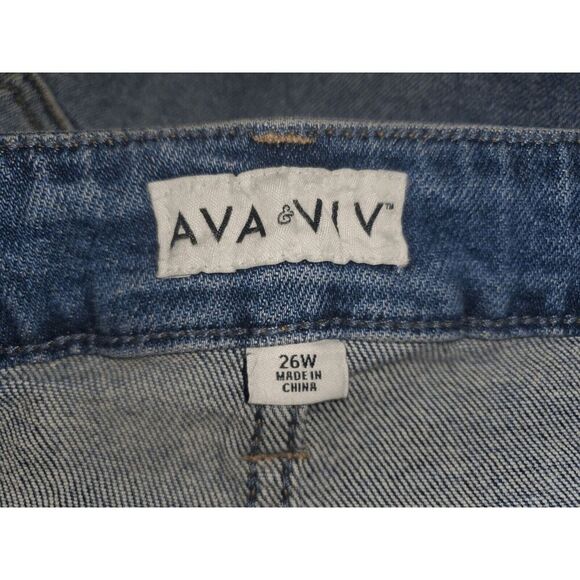 Ava & Viv Stretch High Rise Midi Distressed Raw Hem Jean Shorts Size 26. - Picture 4 of 8